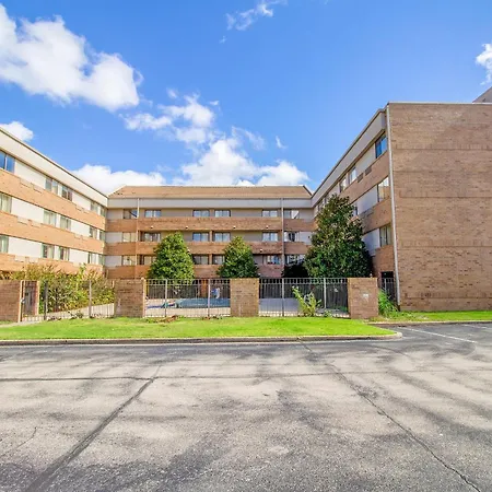 Clarion Inn&Suites