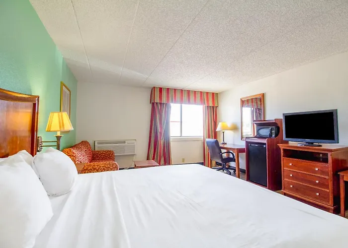 Square Central, I-44 By Oyo Hotel