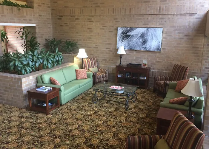 Hotel Square Central, I-44 By Oyo 3*