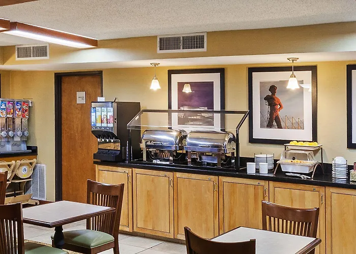 Hotel Square Central, I-44 By Oyo 3*
