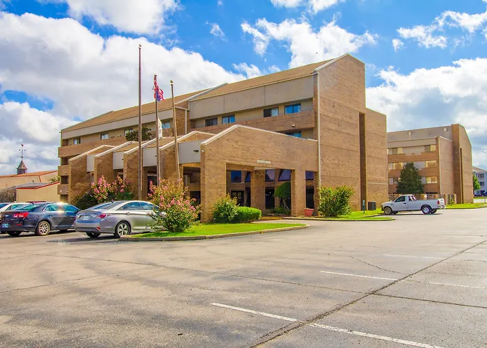 Hotel Square Central, I-44 By Oyo